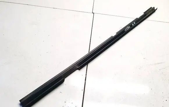 Volkswagen Jetta V Rear door glass trim molding 1K5839471