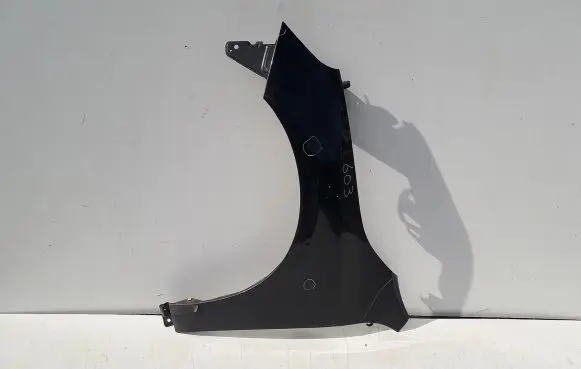 Volvo S60 Fender