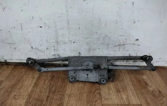 Dodge Durango Front wiper linkage and motor
