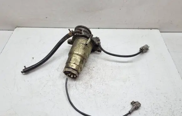 Toyota RAV 4 (XA20) Fuel filter housing