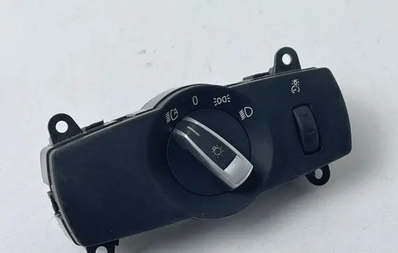 BMW 5 F10 F11 Light switch 9204068 3392050101
