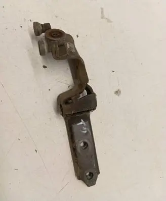 Volkswagen Transporter - Caravelle T5 Sliding door middle roller runner 7H0843336B