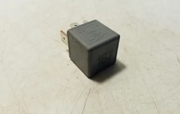 Audi TT TTS Mk2 Other relay 191906383C