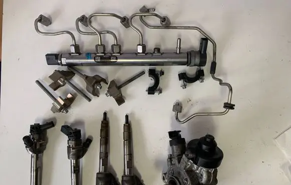 BMW 1 F20 F21 Fuel injection system set 8515060 0445010540 8515058