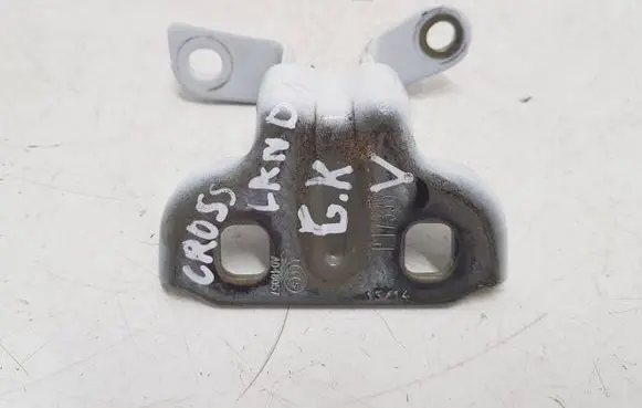 Opel Crossland X Rear door upper hinge A046057 P17338