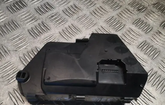 Mercedes-Benz S W220 Door control unit/module 2208215058 A2208215058