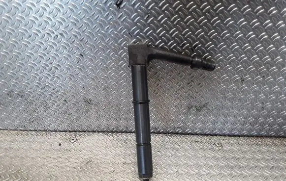 Nissan Almera Tino Fuel injector