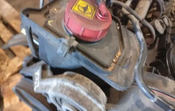 Alfa Romeo 147 Power steering fluid tank/reservoir
