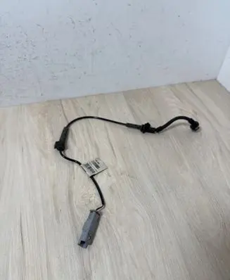 Peugeot 5008 II ABS brake wheel speed sensor 9825606680