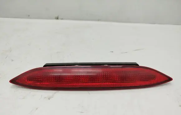 Mitsubishi Colt Third/center stoplight MR957379 27940002
