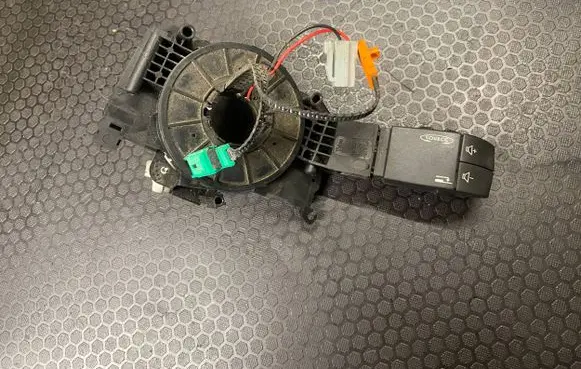 Opel Vivaro Wiper control stalk 93862173L 8200878343 NE10587683
