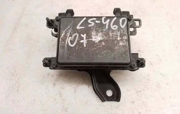 Lexus LS 460 - 600H Distronic sensor radar 8821050100 2300005452