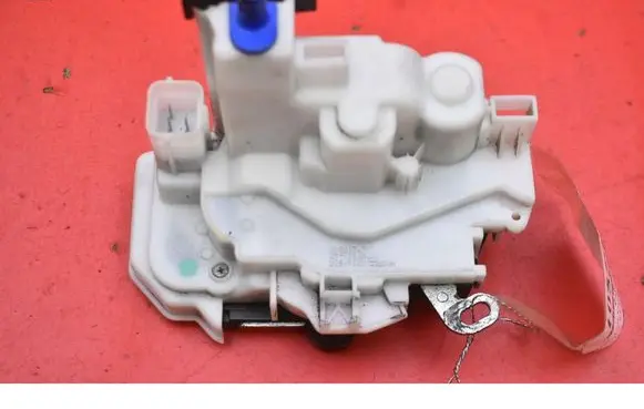 Fiat Fiorino Front door lock 1357552080