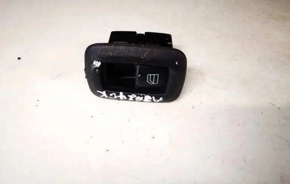 Mercedes-Benz B W245 Electric window control switch a2518200510