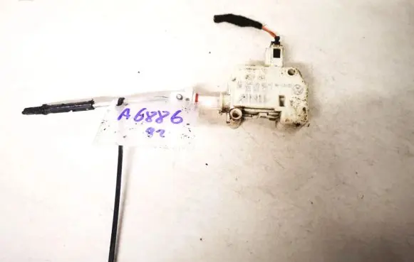 Volkswagen PASSAT B5 Central locking motor 3b0810773 3b0959782