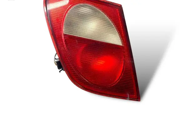 Mercedes-Benz E W210 Tailgate rear/tail lights