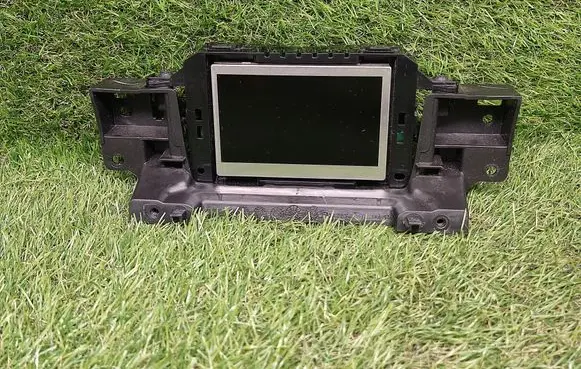 Ford Focus Screen/display/small screen F1FT18B955CD