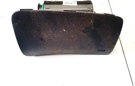 Passenger airbag