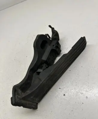 Volkswagen Golf V Accelerator throttle pedal 1K1721503AS 6PV01103905
