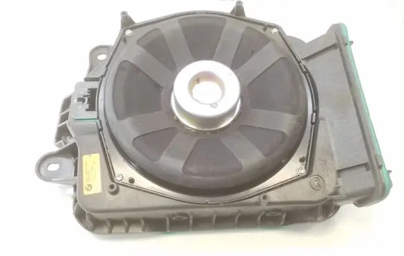 BMW 5 G30 G31 G38 Subwoofer speaker 6513680107603 6801076