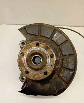 Volkswagen PASSAT B6 Front wheel hub spindle knuckle