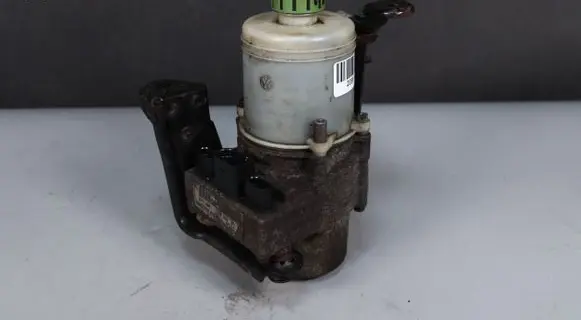 Skoda Fabia Mk1 (6Y) Power steering pump 6Q0423155AA 07712683 6Q0423155AH