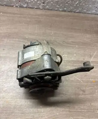 BMW 3 E30 Generator/alternator 0120469617