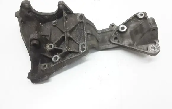 Volvo XC60 Generator/alternator bracket 31316673