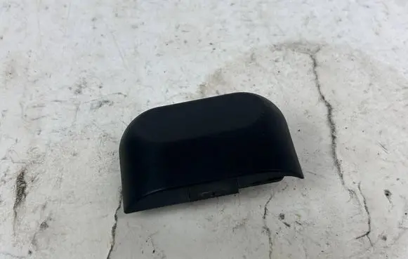 Maserati Ghibli Windshield washer spray nozzle 
