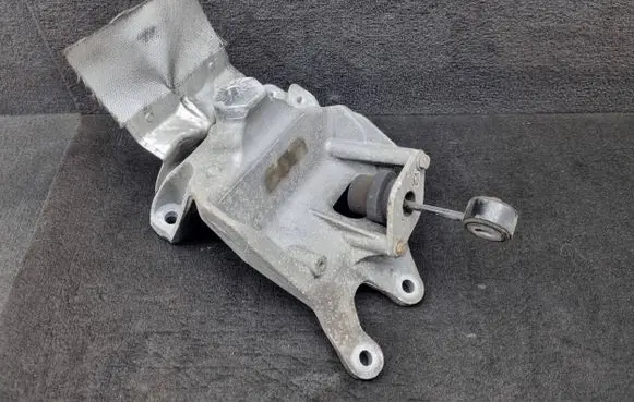 Audi A4 S4 B9 Engine mounting bracket 4M0199308AT 4M0199388 4M0199870AL