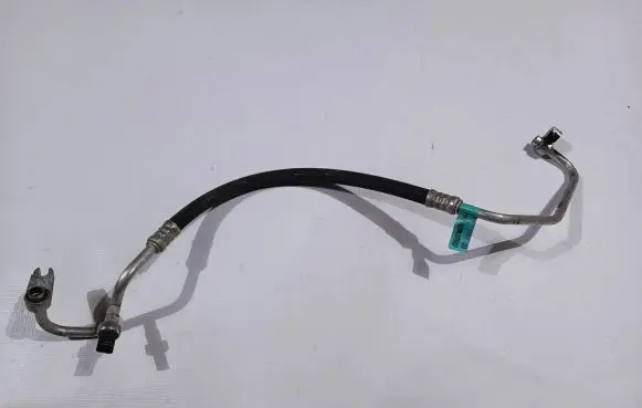 Dodge Durango Air conditioning (A/C) pipe/hose 68161177