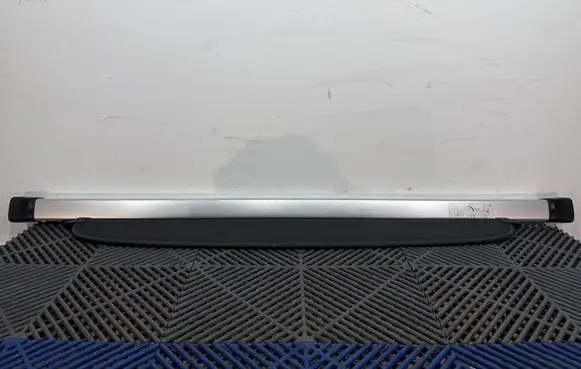 Lexus CT 200H Parcel shelf load cover 