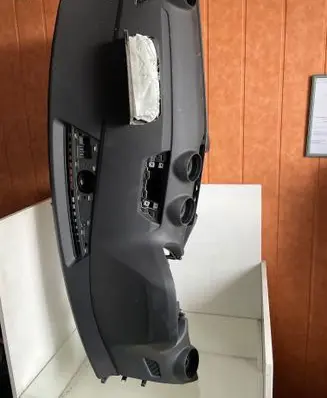 Audi Q2 - Dashboard 81B857033