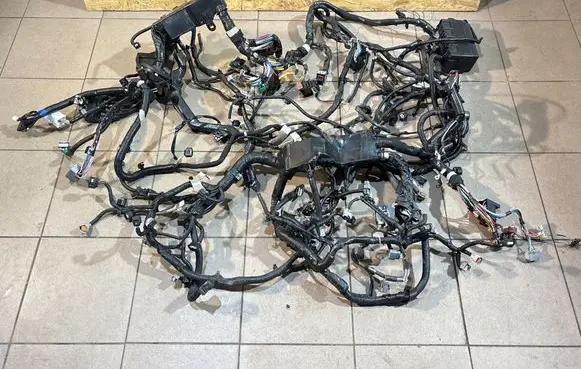 Nissan Rogue Engine installation wiring loom 240126RR1C TCCT4660R8