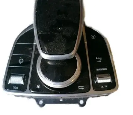 Mercedes-Benz C W205 Head unit multimedia control A2059056507
