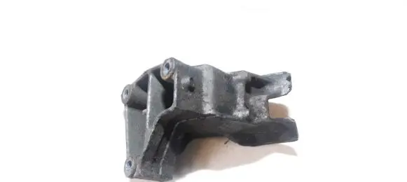 Citroen Xsara Picasso Engine mounting bracket 9632011910