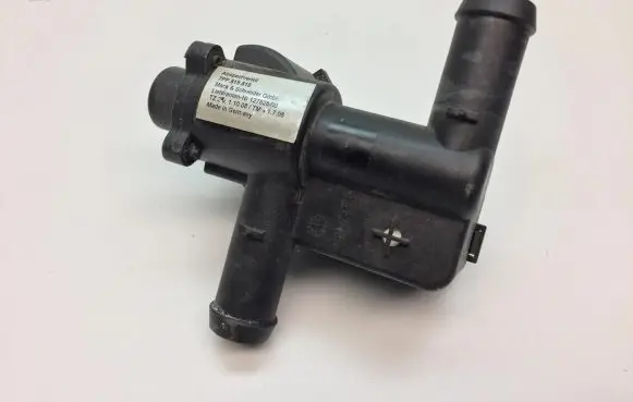 Volkswagen Touareg II Electric auxiliary coolant/water pump 7PP819810