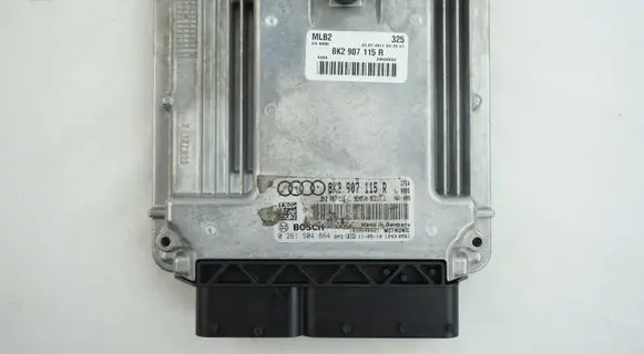 Audi A4 S4 B8 8K Engine control unit/module 8K2907115R 0261S04864