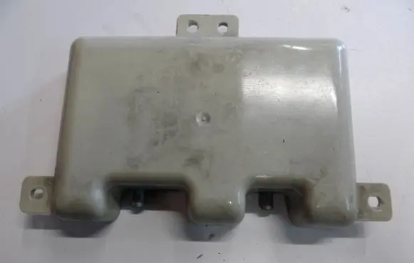 BMW 6 E63 E64 Aerial antenna amplifier 6957348 28009458 21367510
