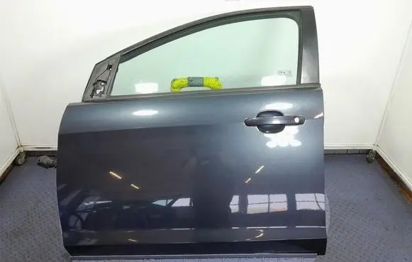 Ford Focus C-MAX Front door