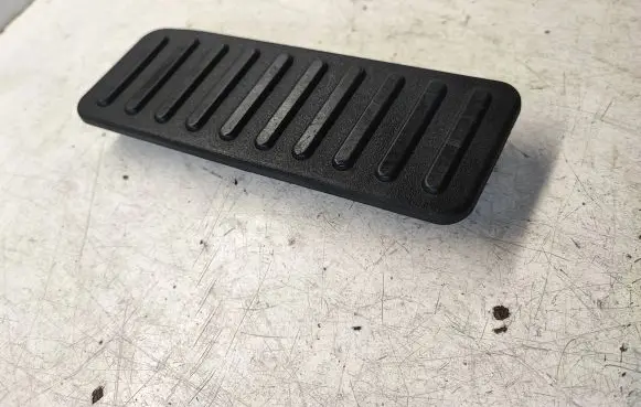 Ford Mustang VI Foot rest pad/dead pedal FR3B6312020ACW