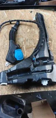 Audi A3 8Y Windshield washer fluid reservoir/tank 8Y0955451B 90825