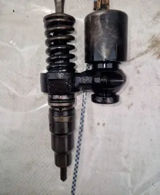 Land Rover Discovery Fuel injector Msc100670