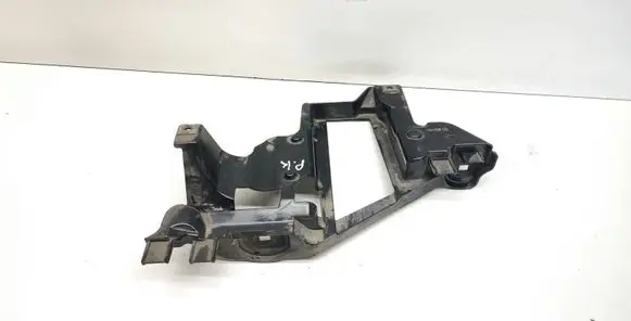 Headlight/headlamp mounting bracket
