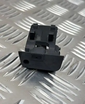 BMW X1 E84 Windshield washer spray nozzle 13264010