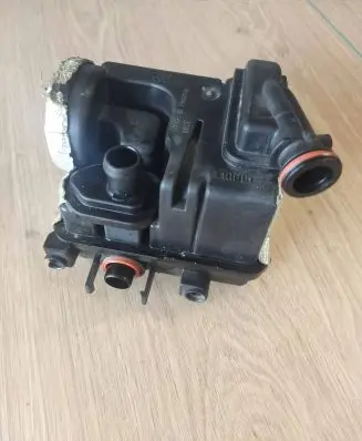 Audi RS6 C7 Oil breather separator 079103542B