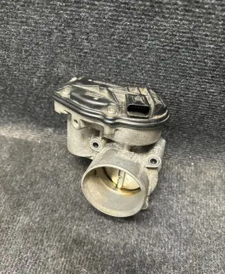 Ford Fusion II Throttle valve DS7E9F991AD 123173003093