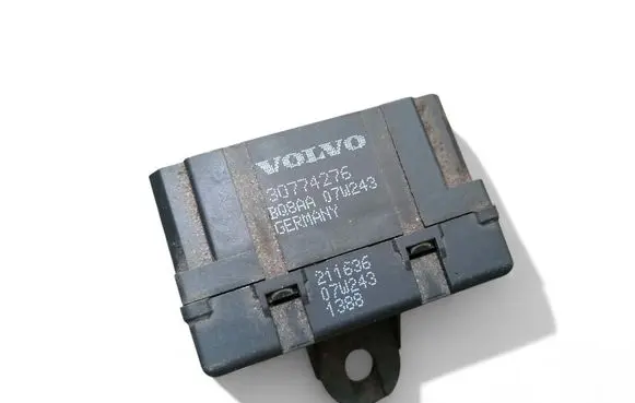 Volvo S80 Seat heating relay 30774276 211636