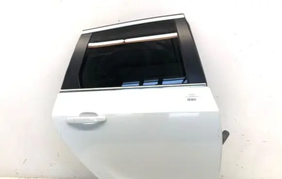 Opel Astra J Rear door