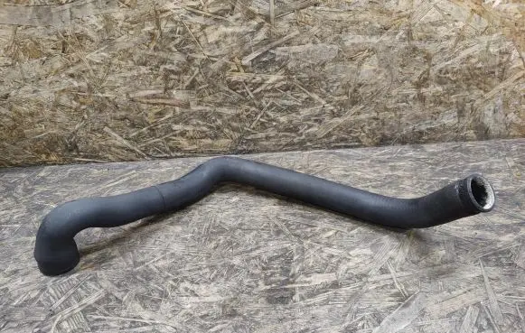Mercedes-Benz S W140 Engine coolant pipe/hose 1405000875